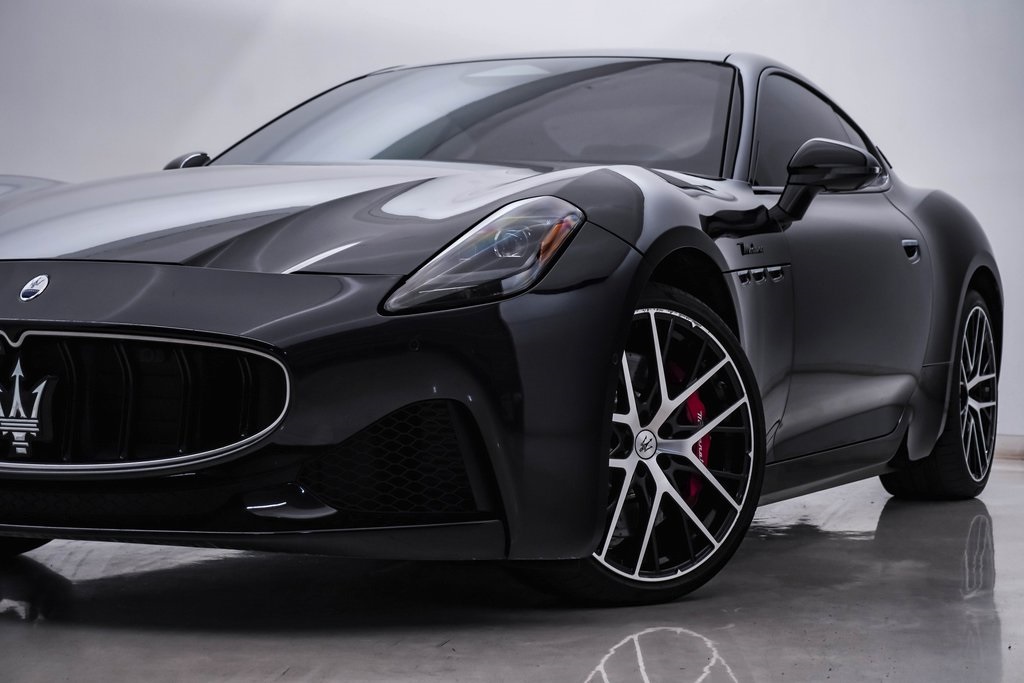 2024 Maserati Granturismo Modena photo 2