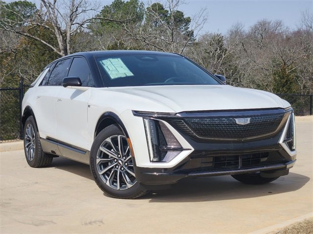 2024 Cadillac LYRIQ