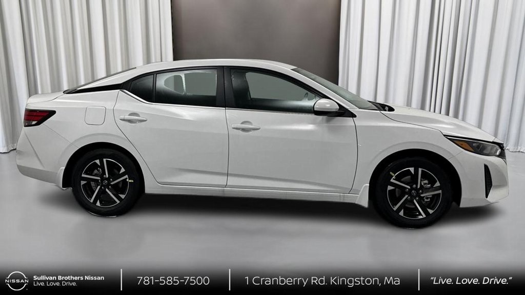2025 Nissan Sentra SV photo 4