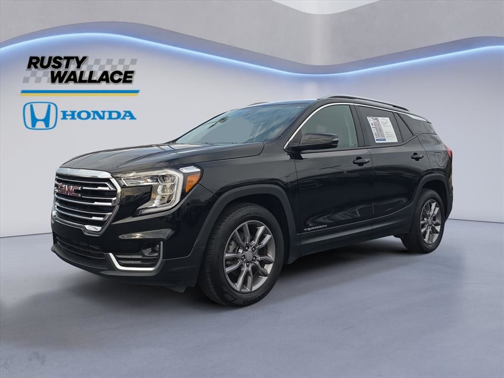 2024 GMC Terrain SLT's photo