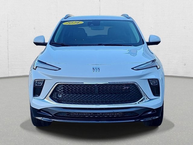 2024 Buick Encore GX Sport Touring photo 2