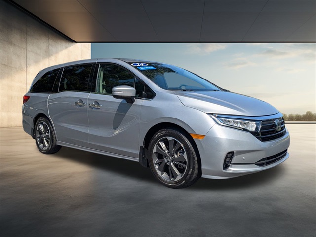 2024 Honda Odyssey Elite photo 2