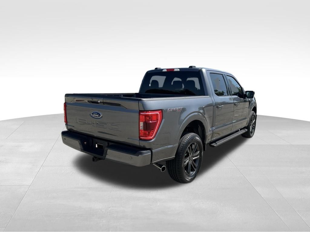 2022 Ford F-150 XLT photo 3