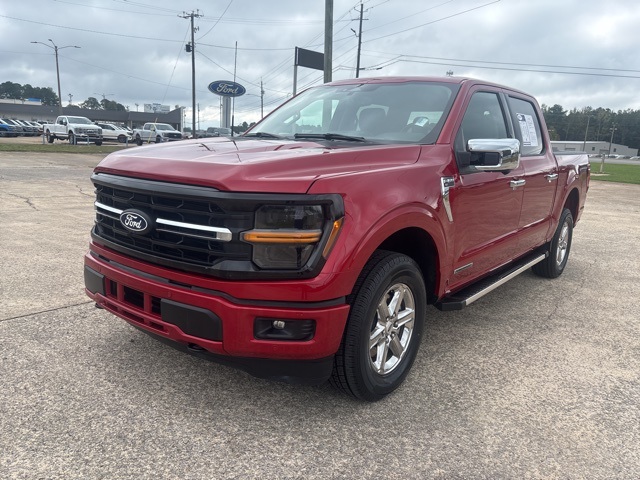2024 Ford F-150 XLT photo 4
