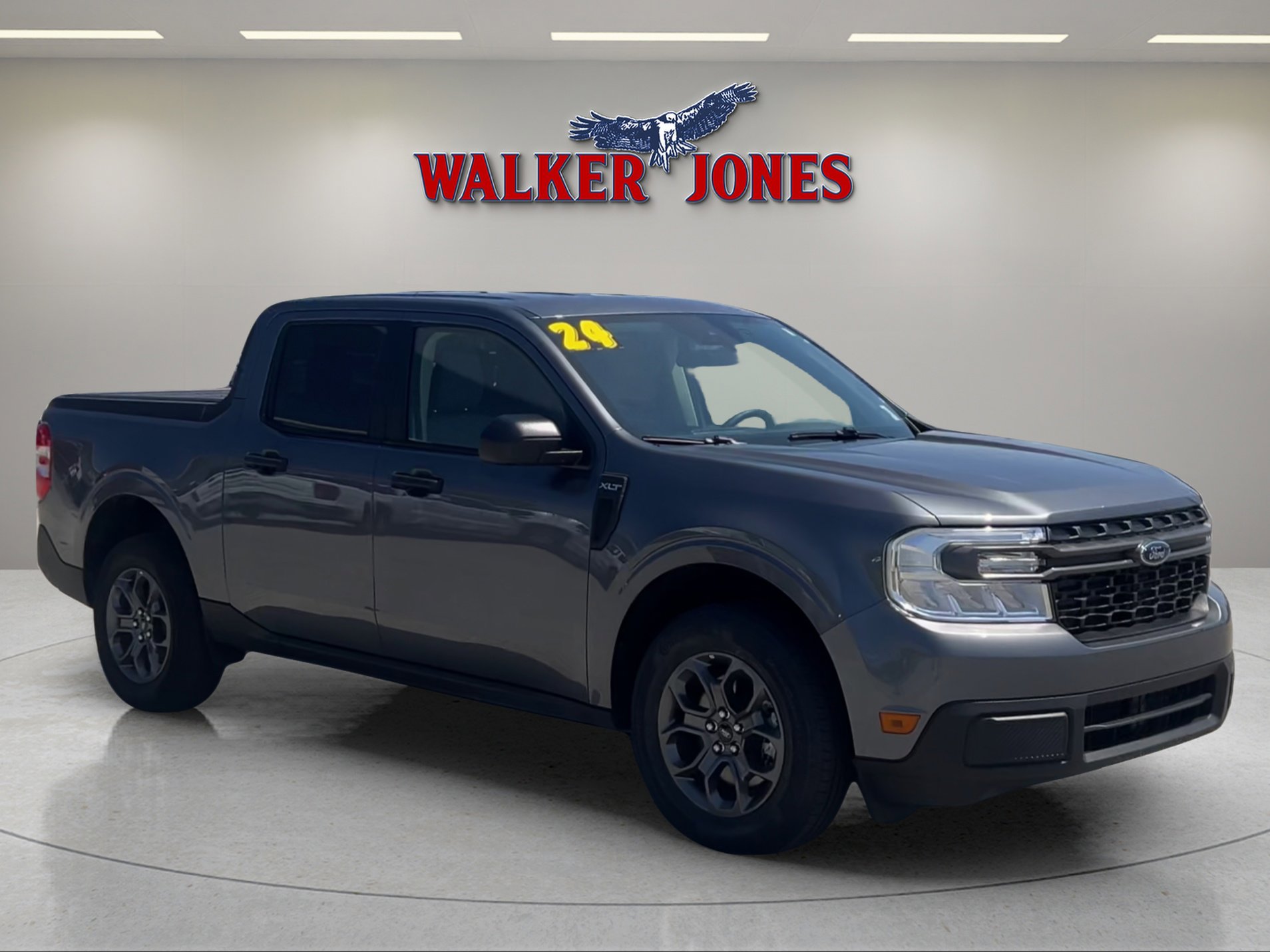 2024 Ford Maverick XLT's photo