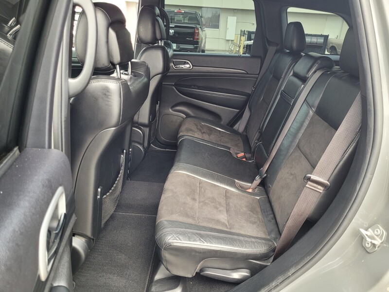 2020 Jeep Grand Cherokee Altitude photo 5