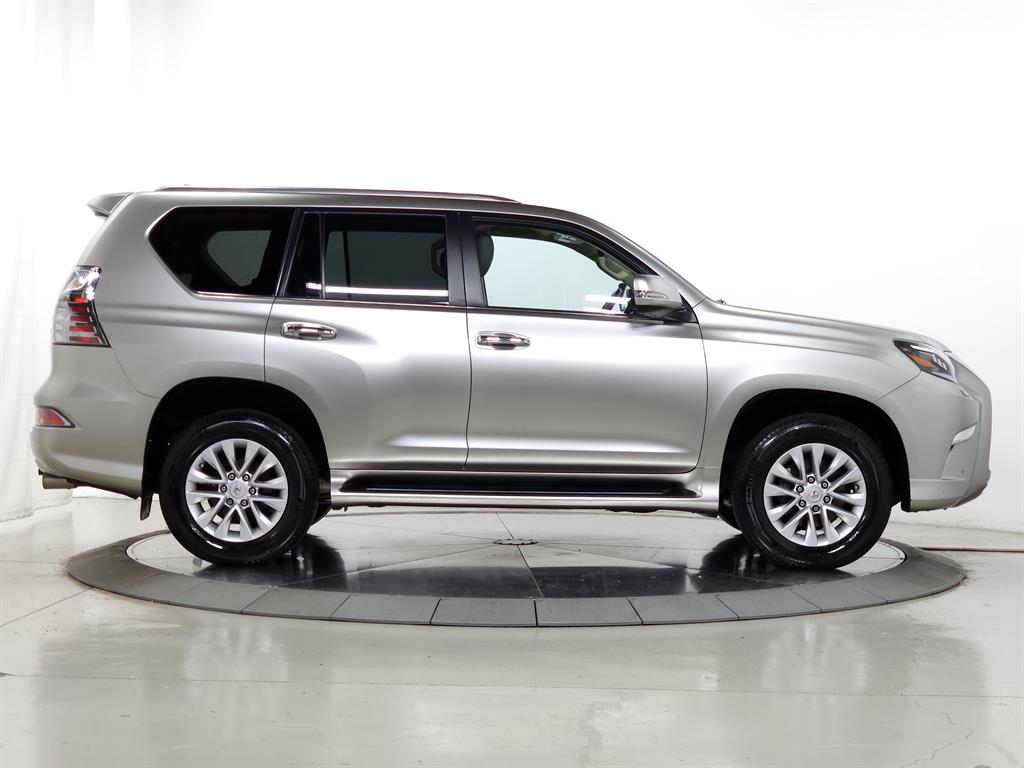 2023 Lexus GX 460 photo 8