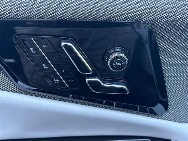 2025 Cadillac Optiq Sport photo 26
