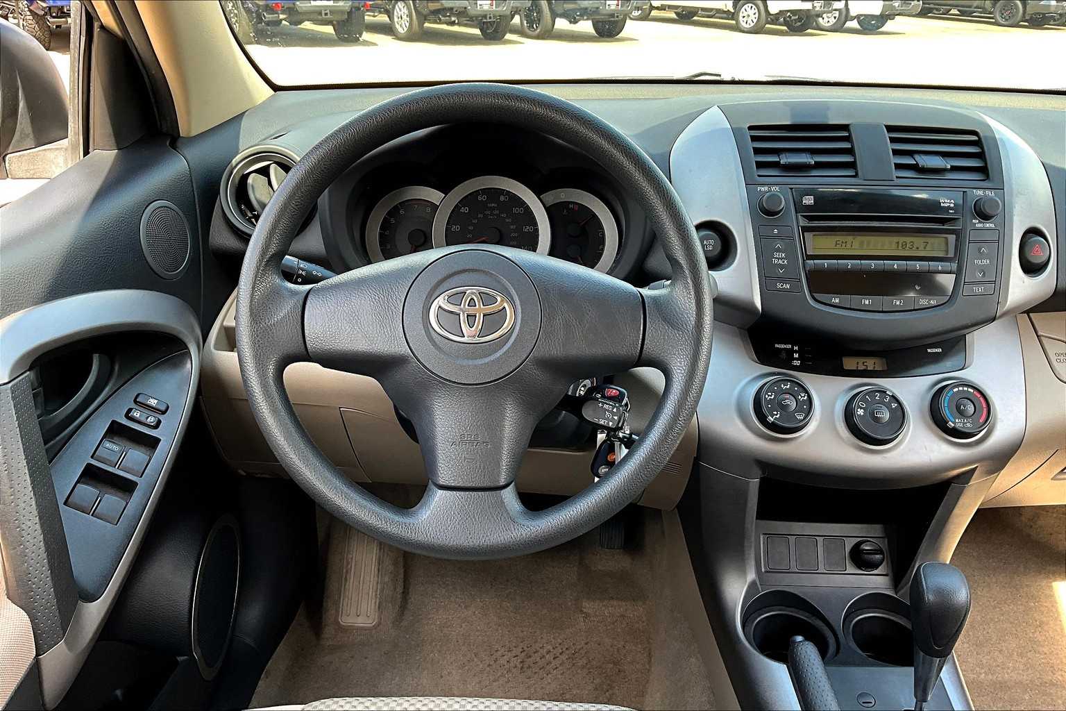 2008 Toyota RAV4 Sport photo 5
