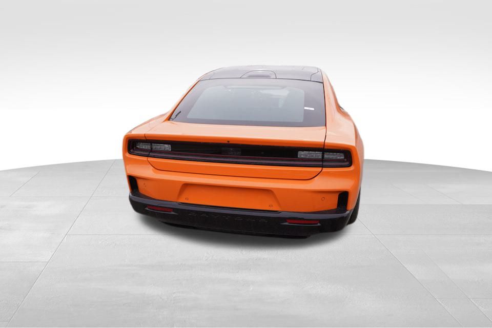 2025 Dodge Charger R/T photo 4