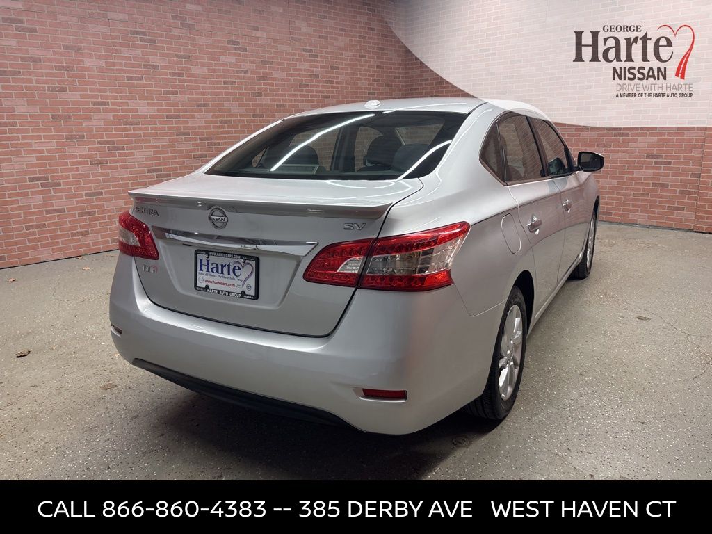 2015 Nissan Sentra SV photo 5
