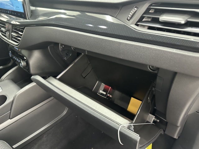 2025 Ford Escape ST-Line photo 10