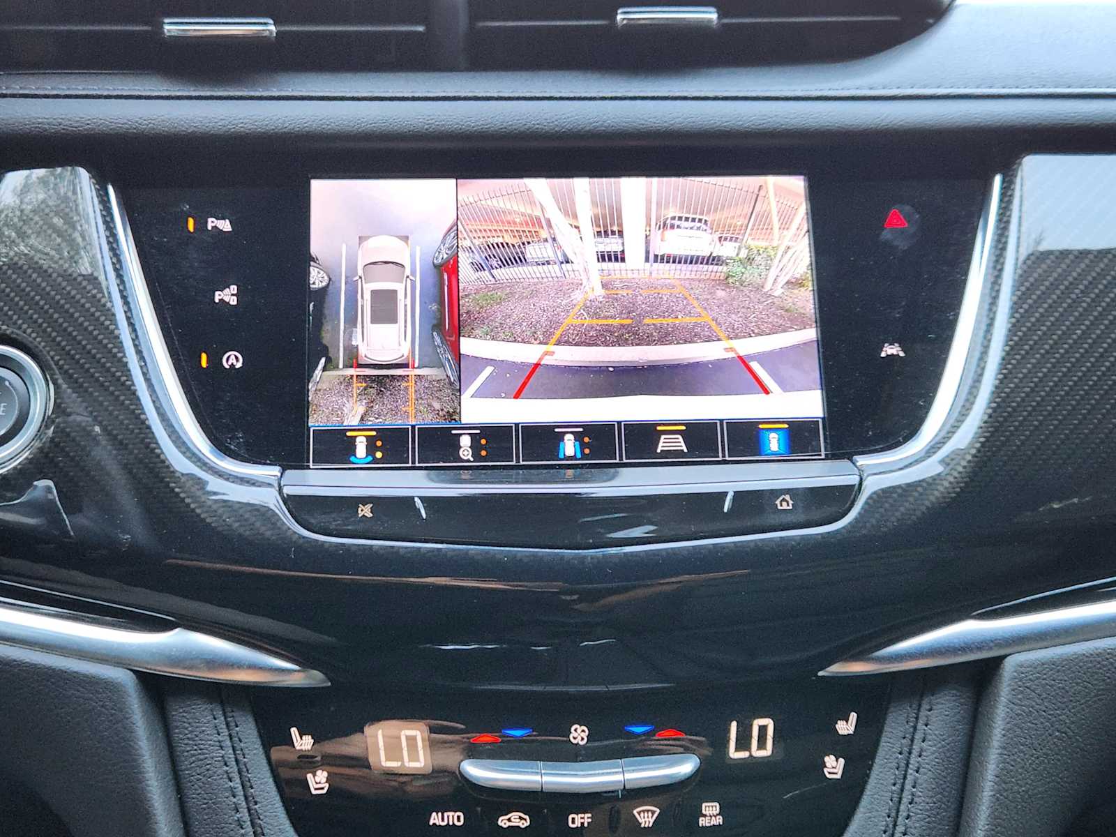 2025 Cadillac XT5 Sport photo 11