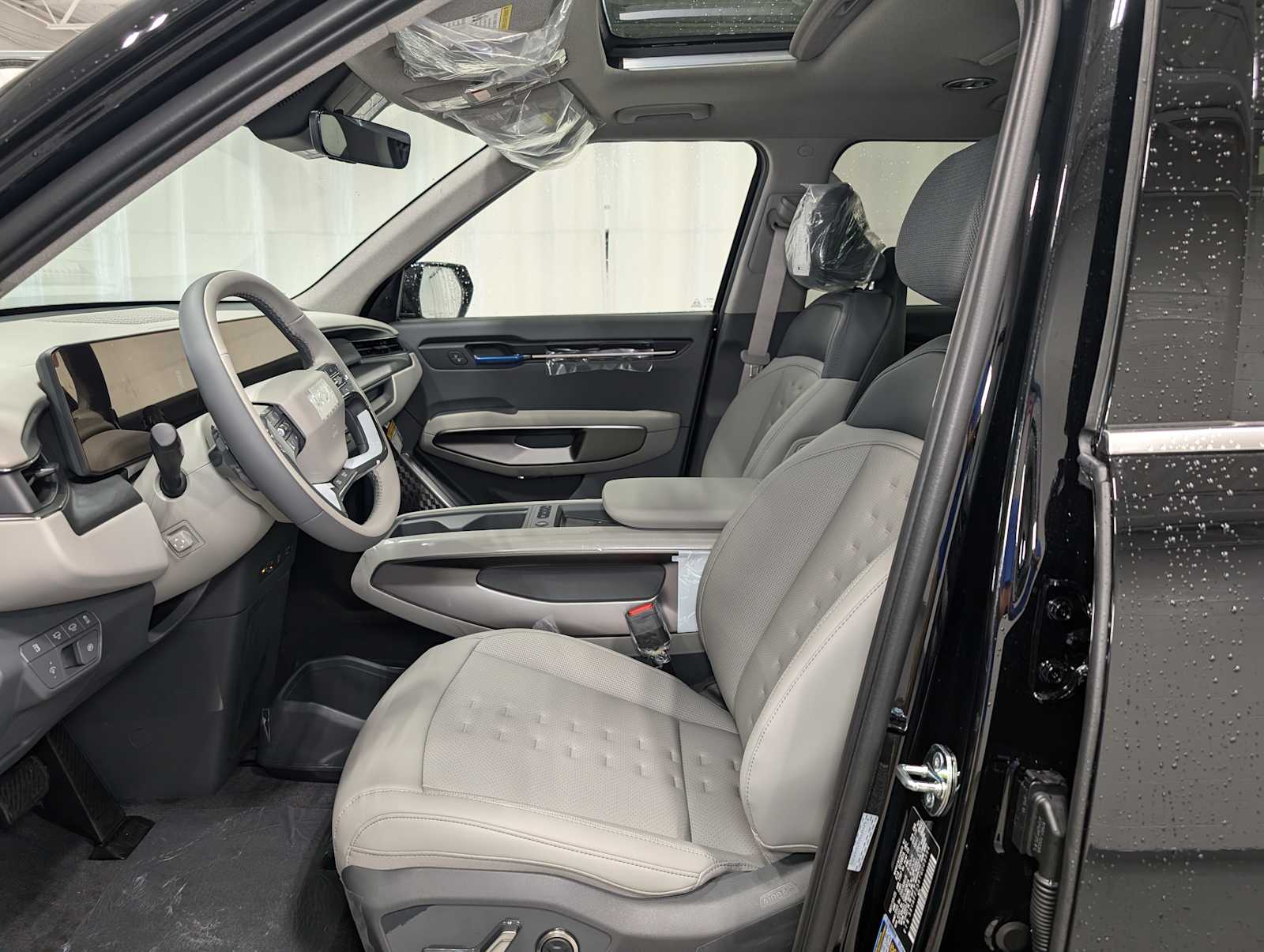 2026 Kia EV9 Wind photo 3