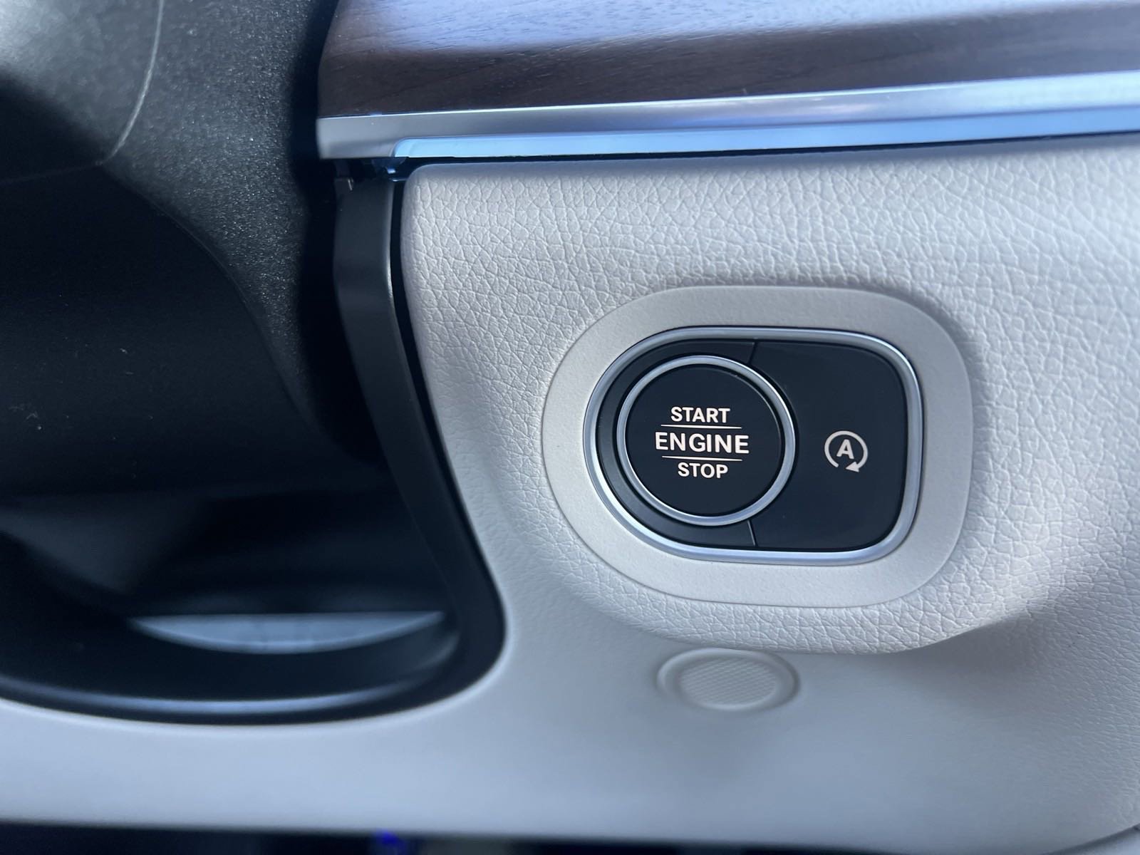 2025 Mercedes Benz GLE 350 photo 35