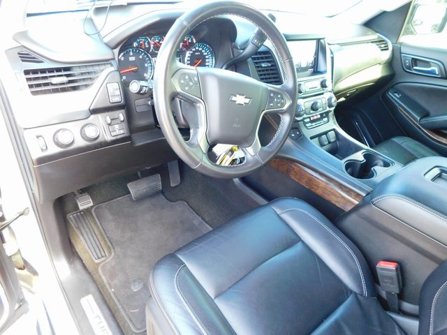 2017 Chevrolet Tahoe LT photo 15