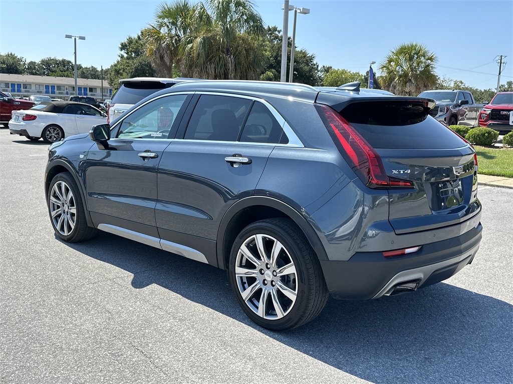2019 Cadillac XT4 Premium Luxury photo 4