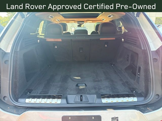 2025 Land Rover Range Rover Sport SE photo 16