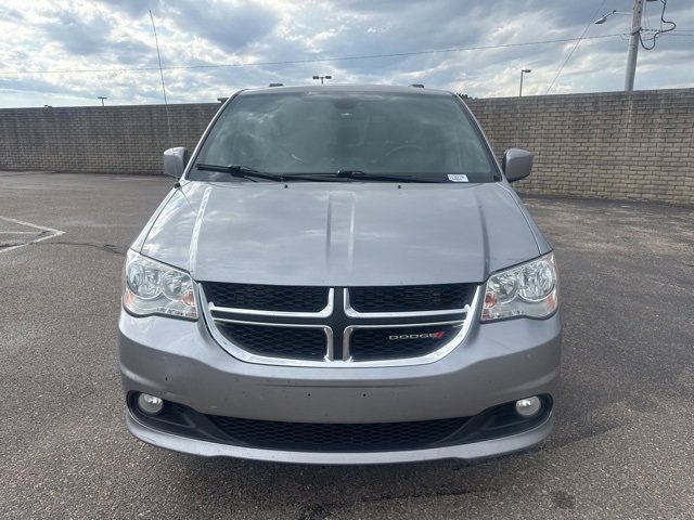 2020 Dodge Grand Caravan SXT photo 2