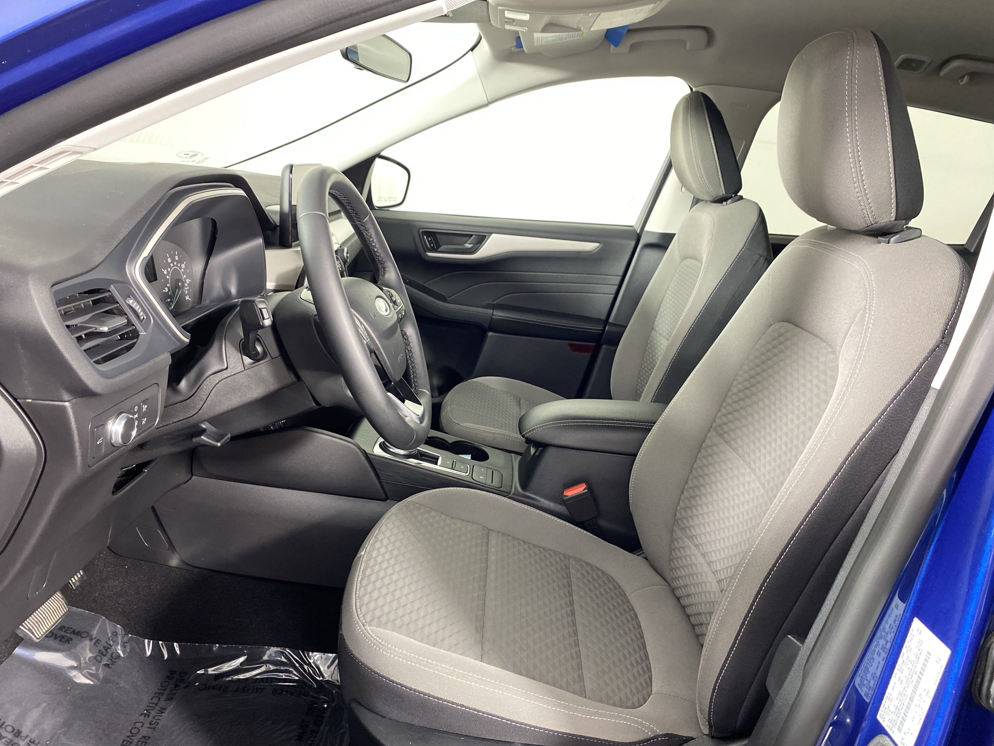 2022 Ford Escape SE photo 4