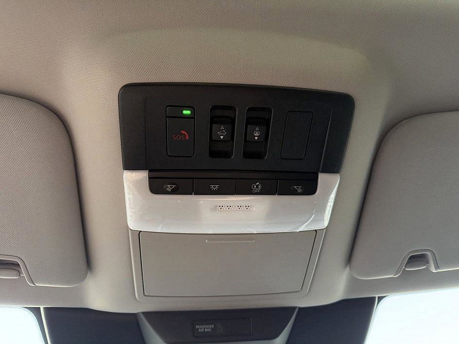 2025 Nissan Pathfinder Platinum photo 24