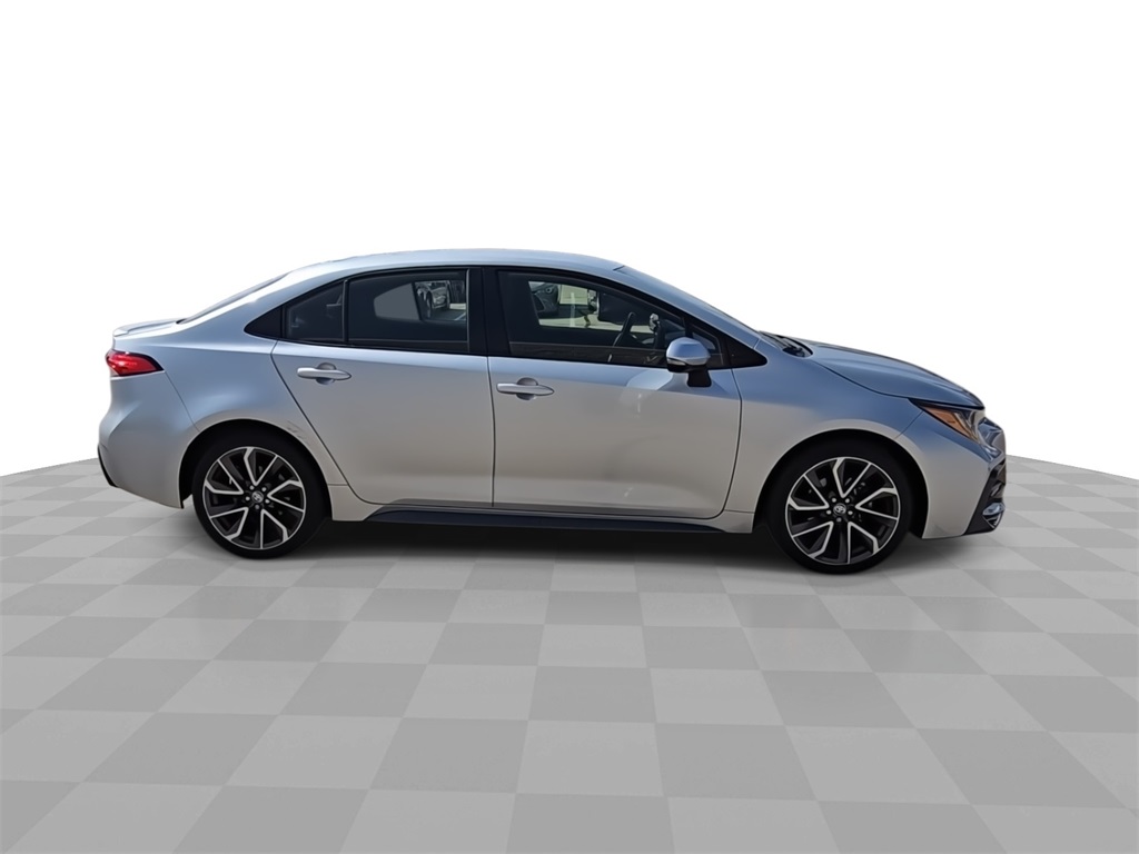 2022 Toyota Corolla SE photo 9