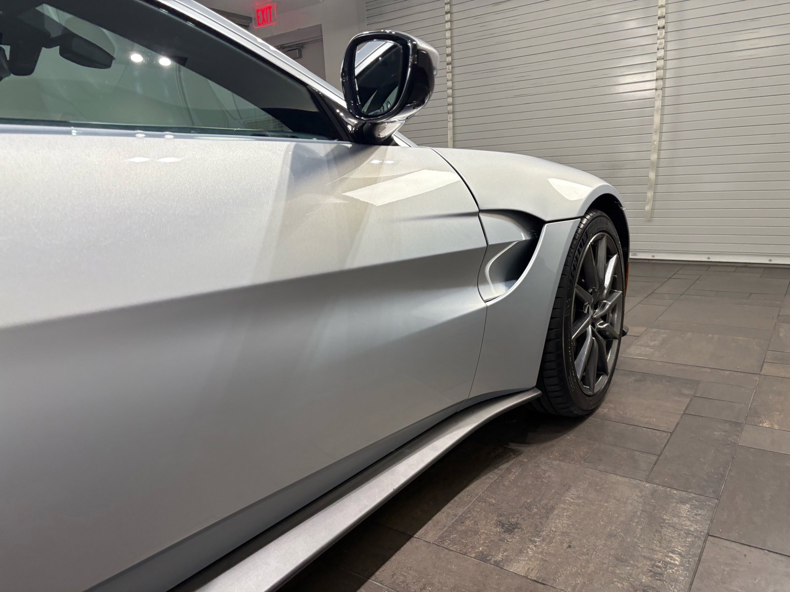 2019 Aston Martin Vantage AM6 photo 9