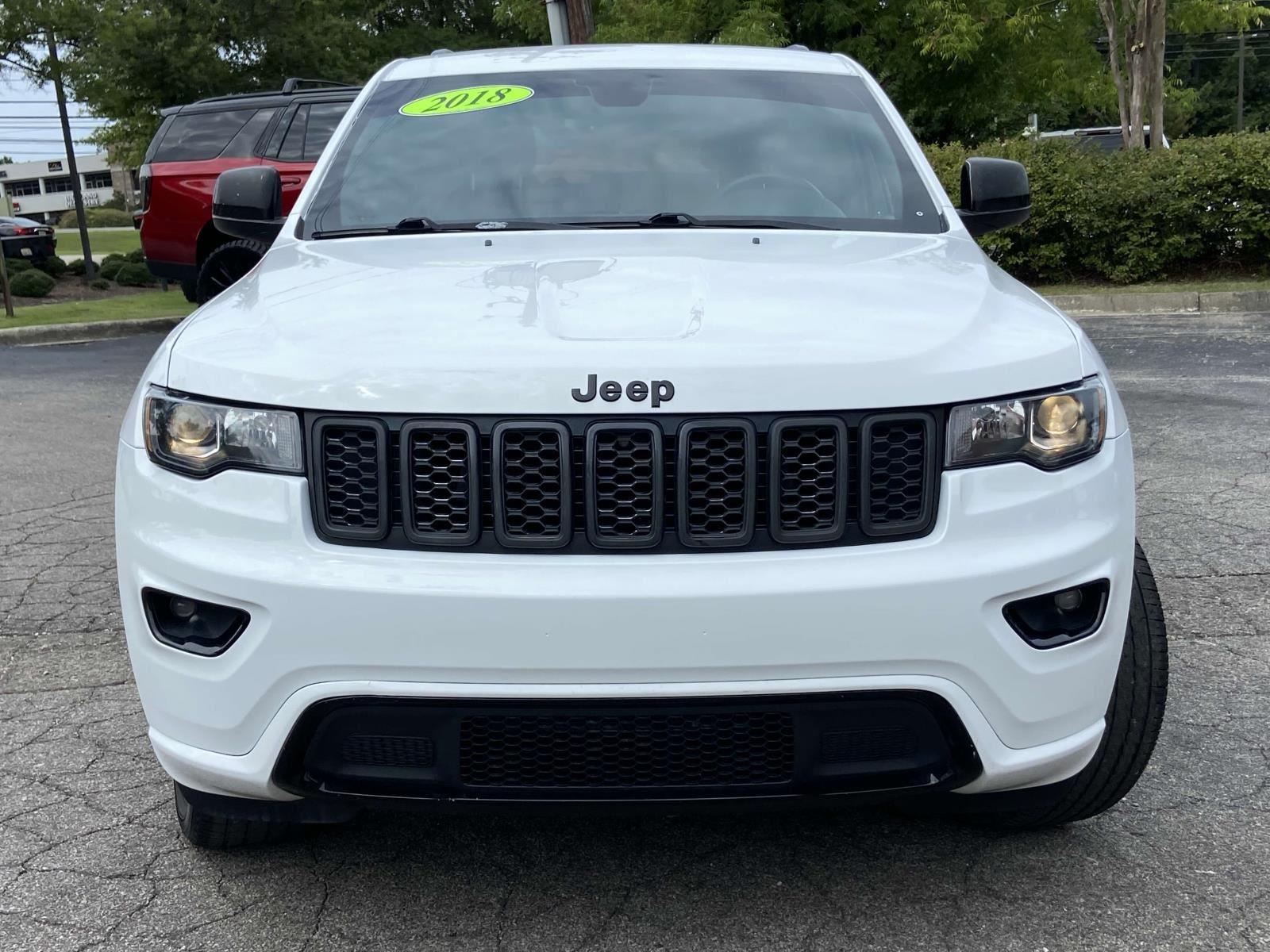 2018 Jeep Grand Cherokee Altitude photo 24