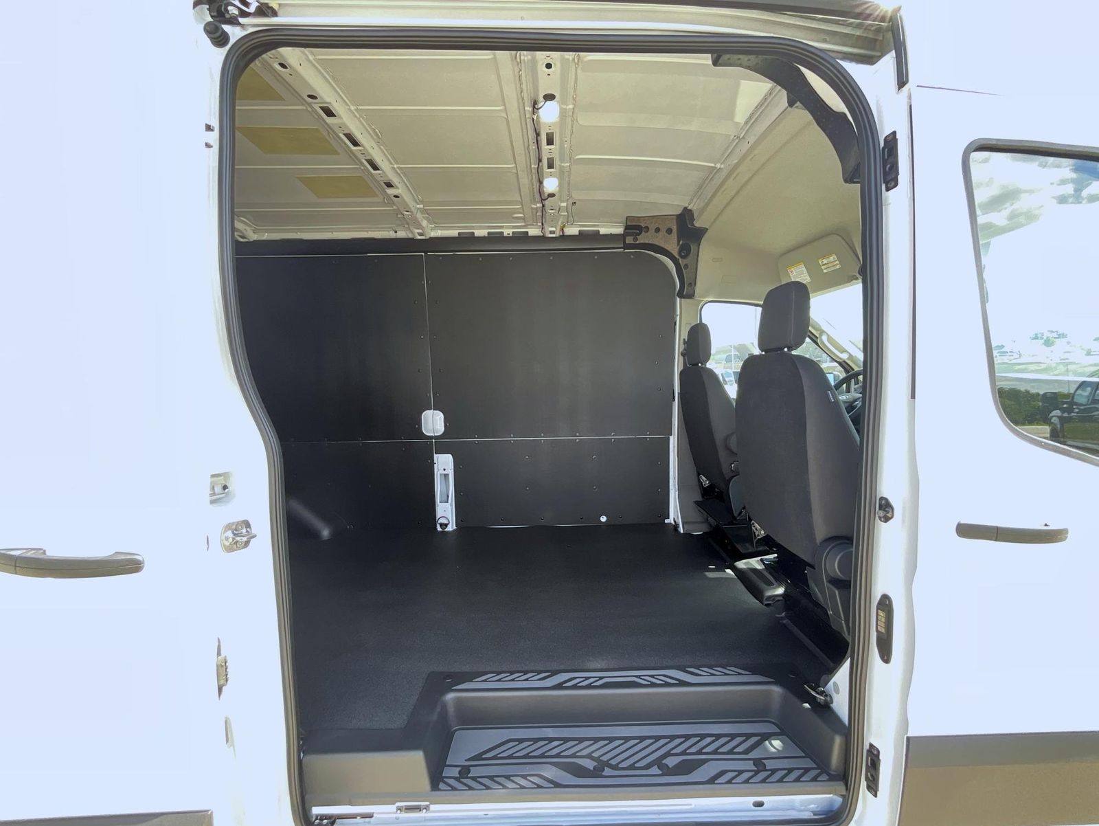 2025 Ford Transit photo 10