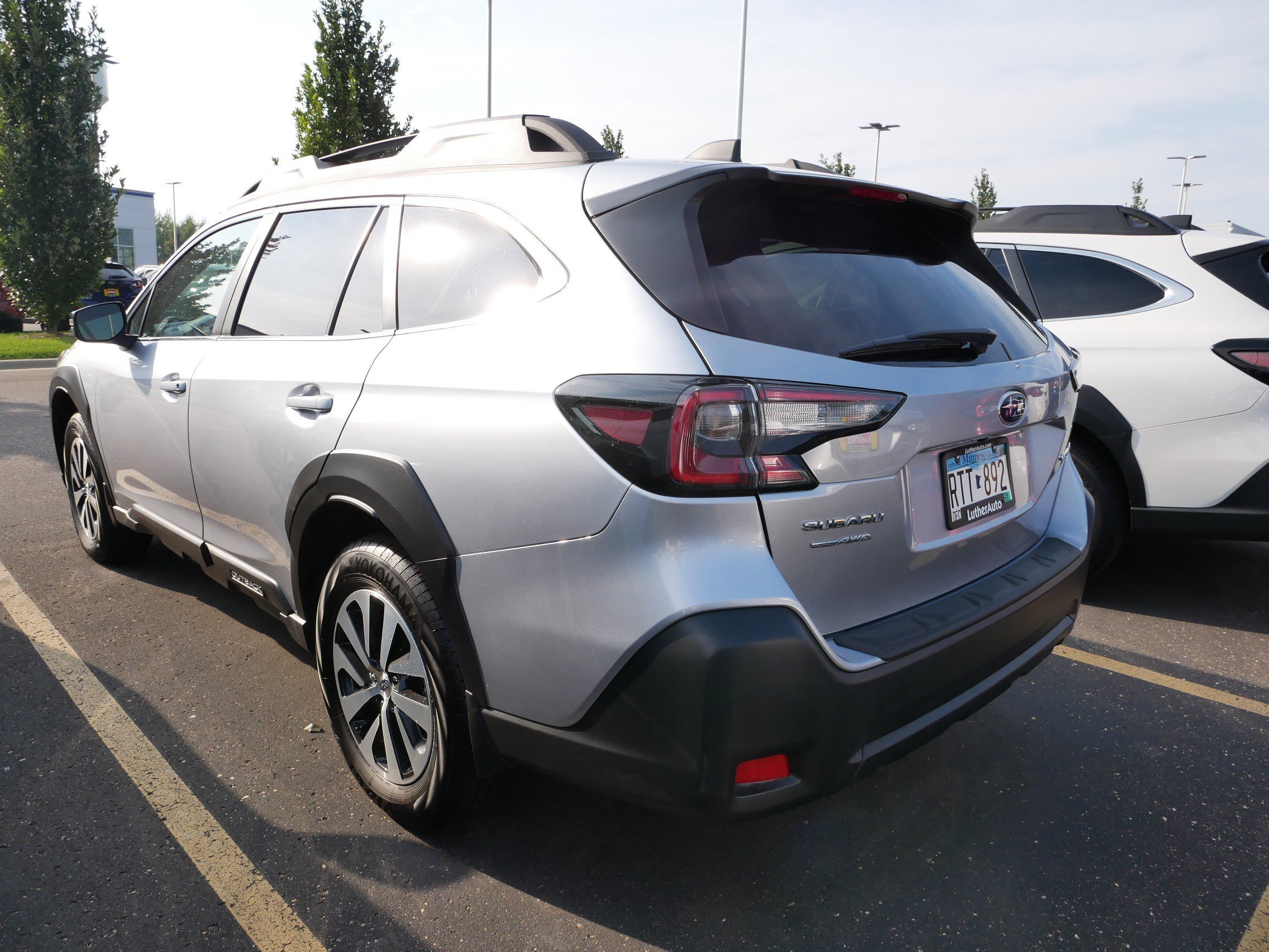 2025 Subaru Outback Premium photo 4