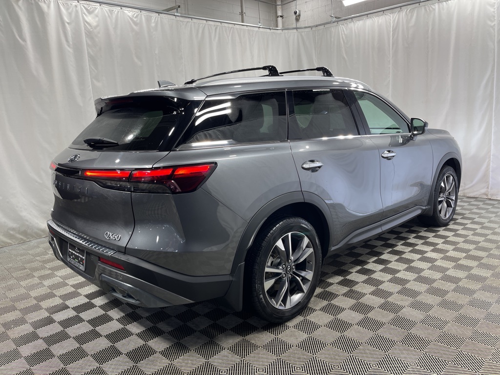 2022 Infiniti QX60 Luxe AWD photo 3
