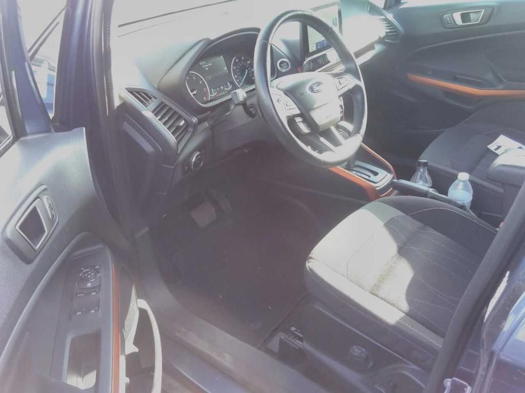 2021 Ford EcoSport SE photo 2