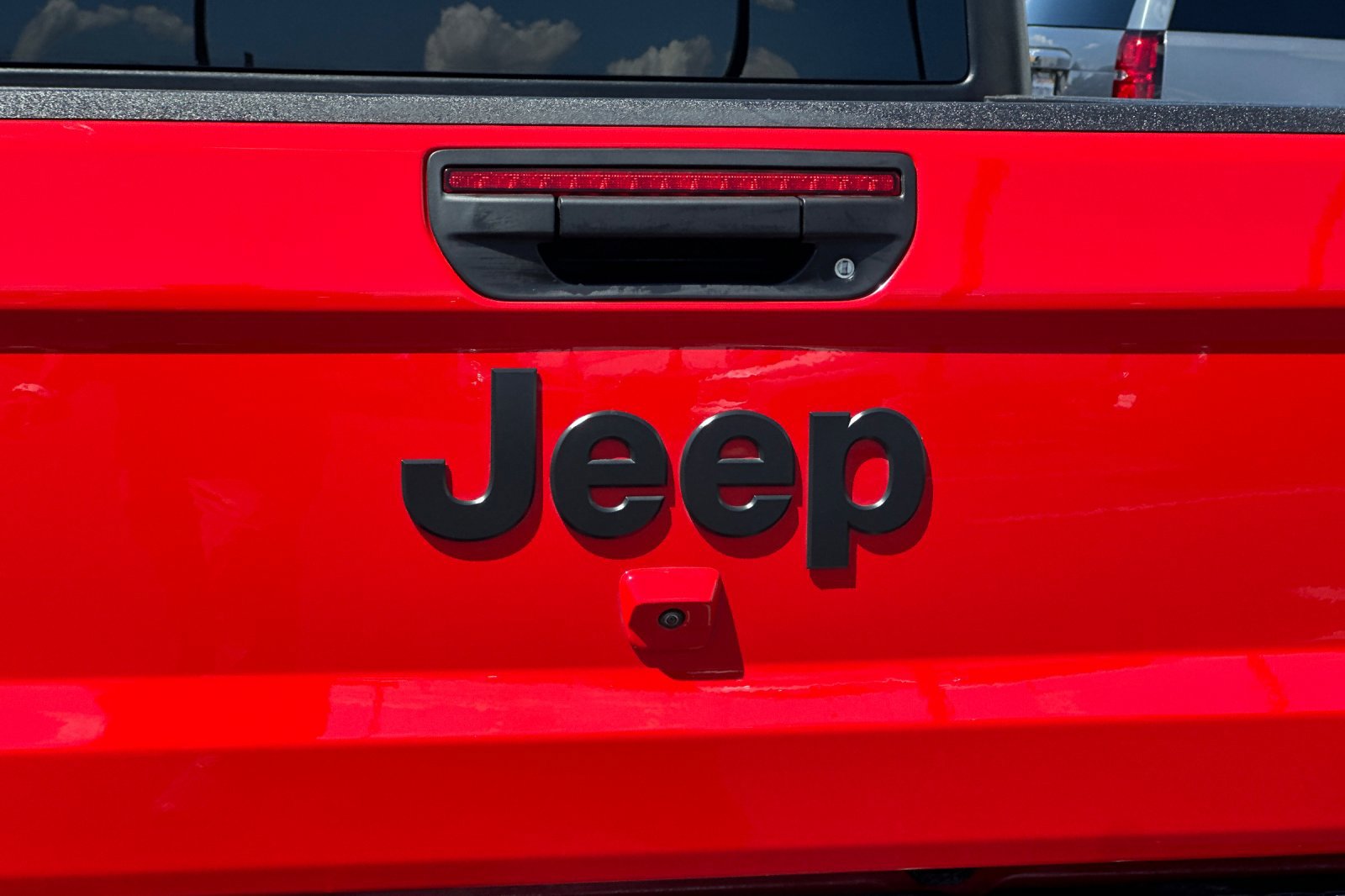 2023 Jeep Gladiator Sport S photo 25