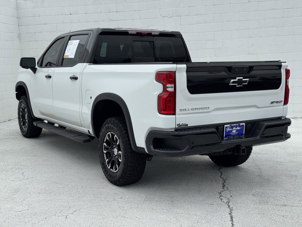2024 Chevrolet Silverado 1500 ZR2 photo 10
