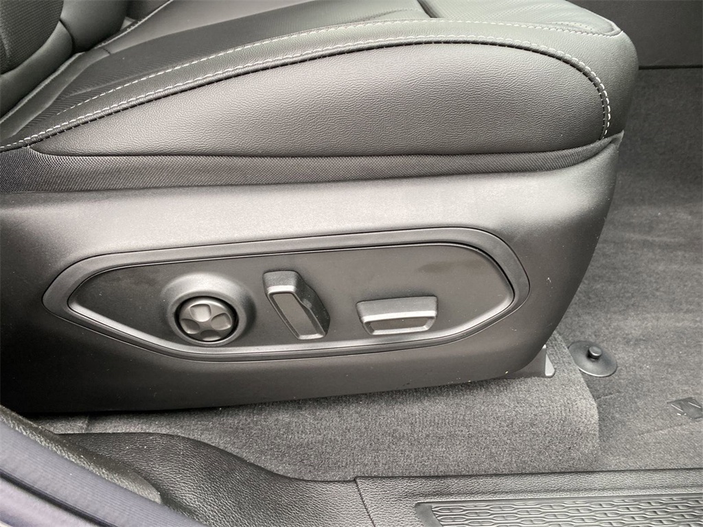 2025 Jeep Grand Cherokee Limited photo 34