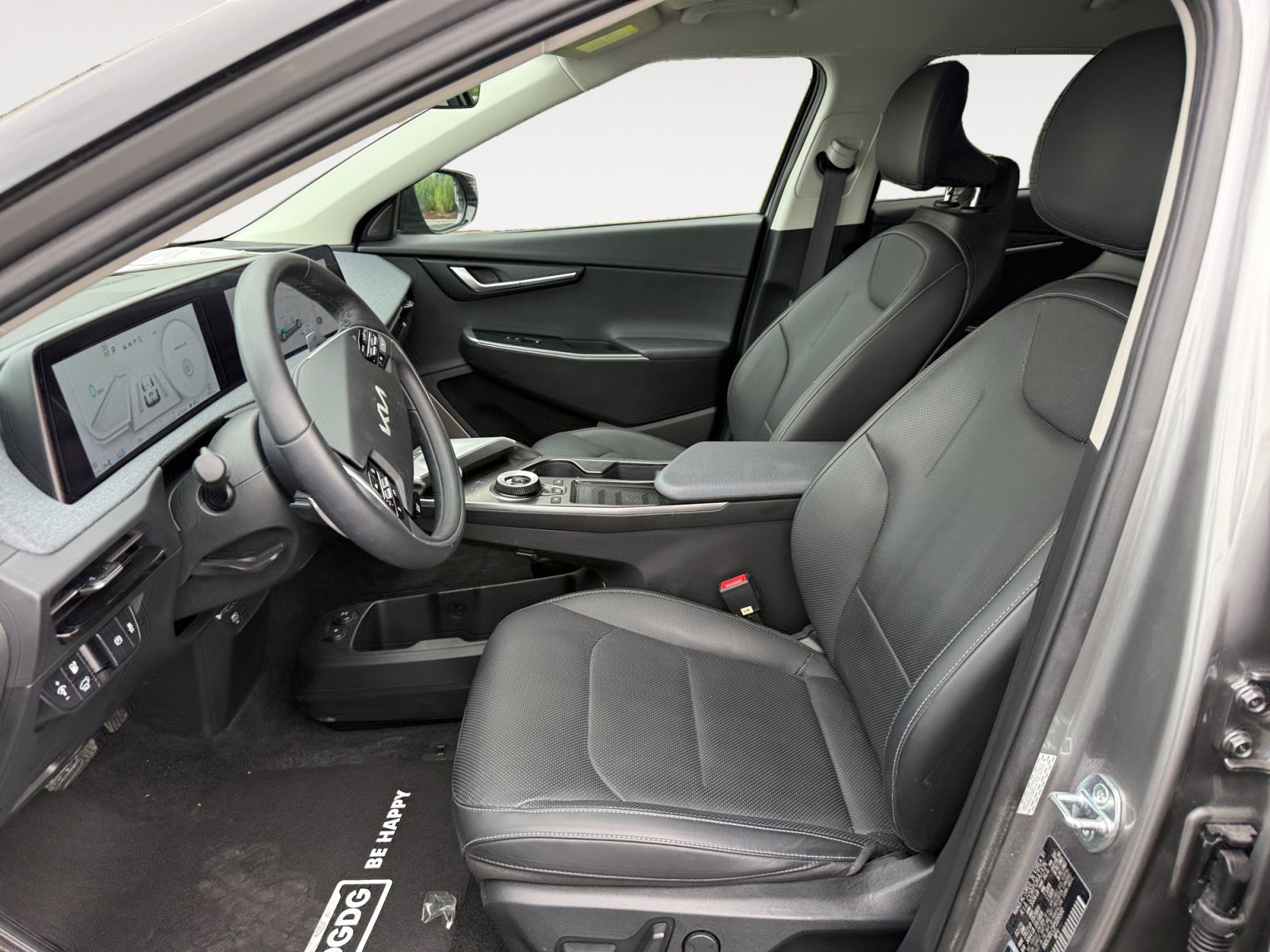2023 Kia EV6 Wind photo 10
