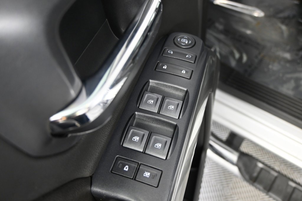 2019 Chevrolet Silverado 2500HD LT photo 17
