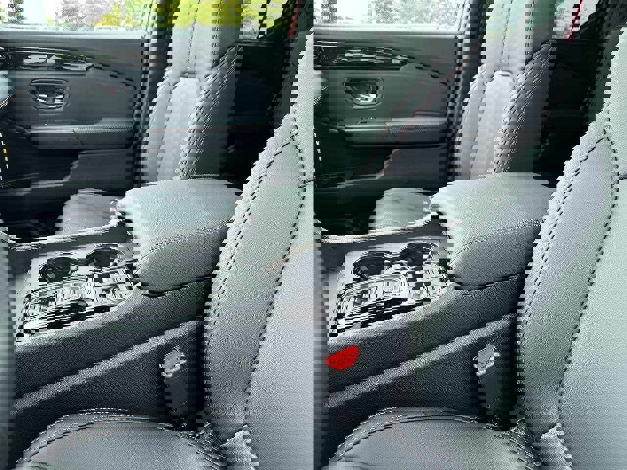 2025 Honda Pilot TrailSport photo 19