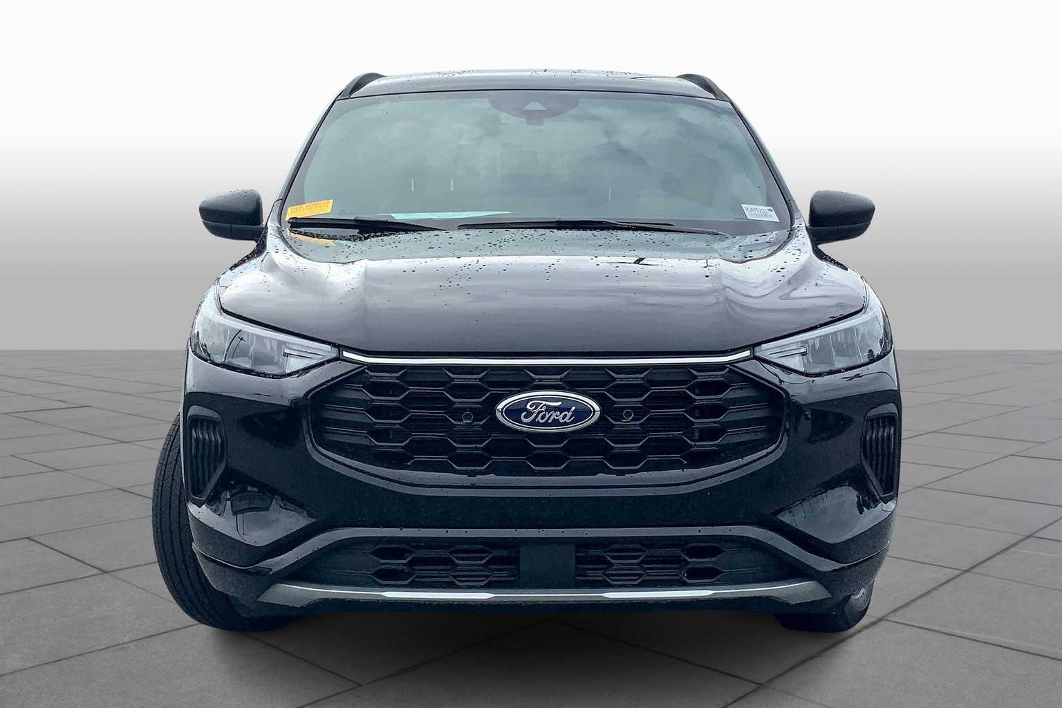 2024 Ford Escape ST-Line photo 3