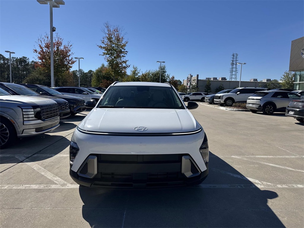 2026 Hyundai Kona SEL photo 2