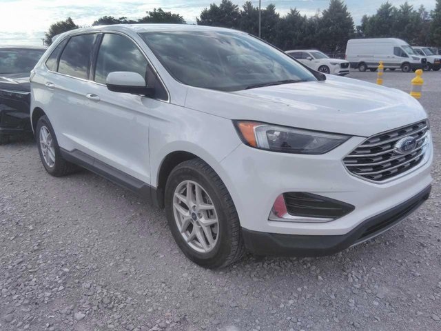 2022 Ford Edge SEL photo 4