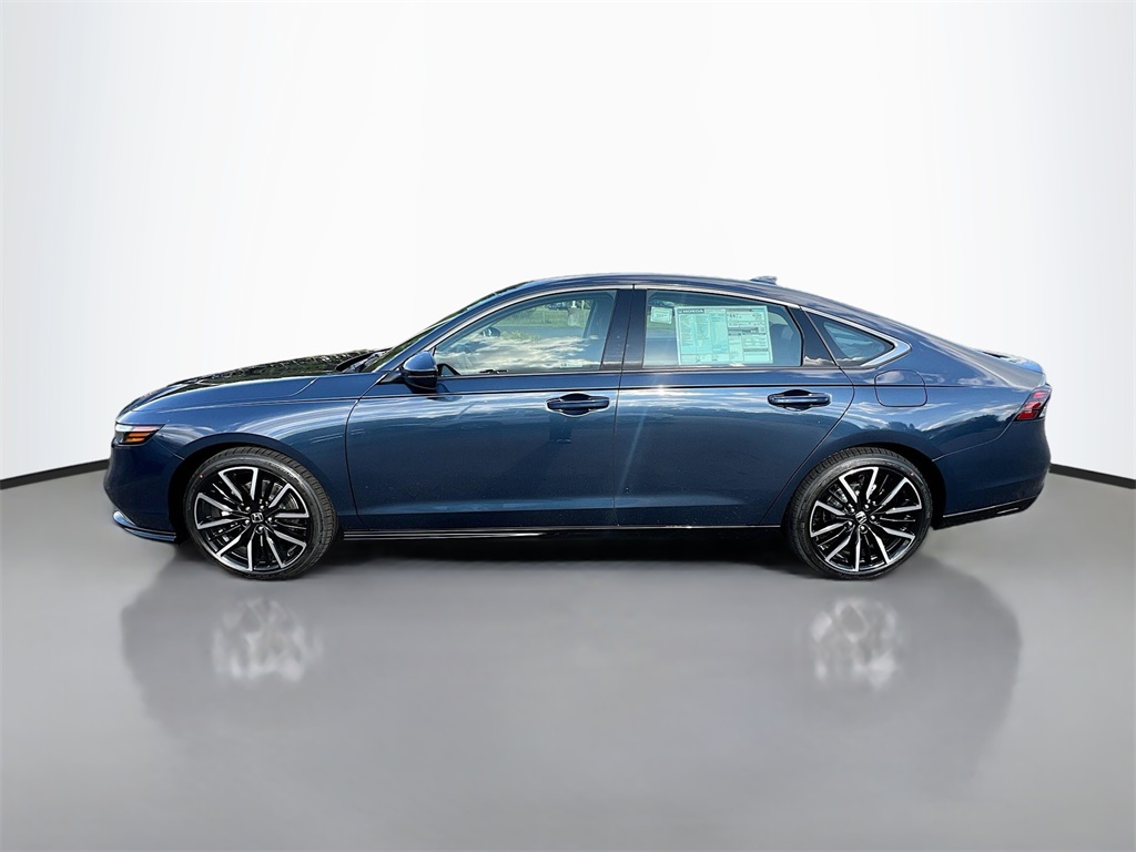 2025 Honda Accord Hybrid Touring photo 4
