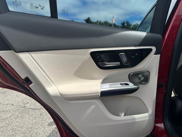 2026 Mercedes Benz GLC 300 4MATIC photo 17