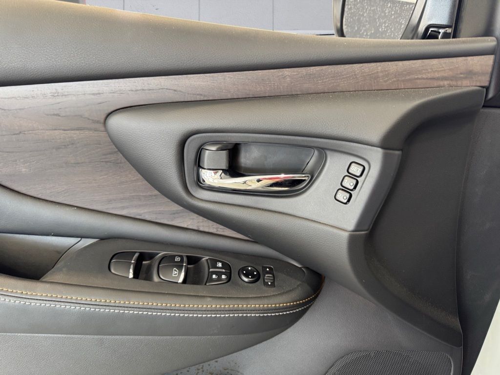 2024 Nissan Murano SV photo 11