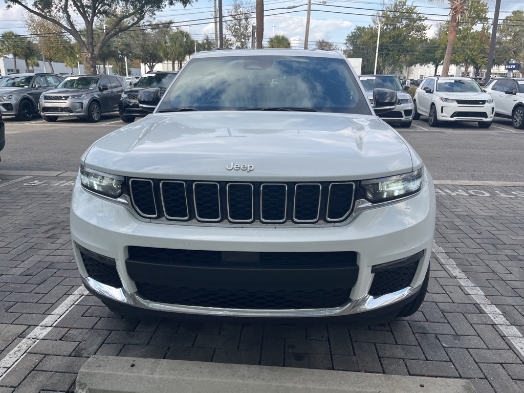 2024 Jeep Grand Cherokee Limited photo 2