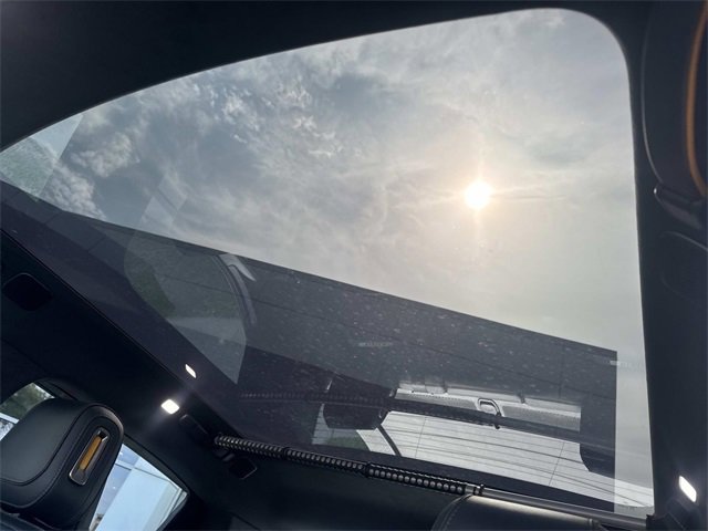 2022 Rivian R1T Adventure photo 18