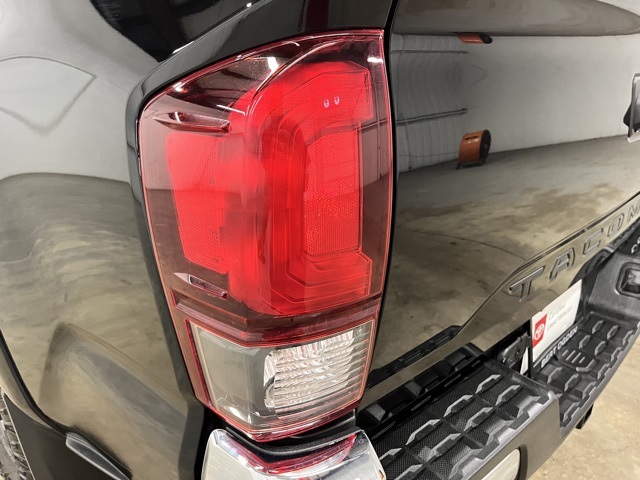 2023 Toyota Tacoma SR5 photo 7