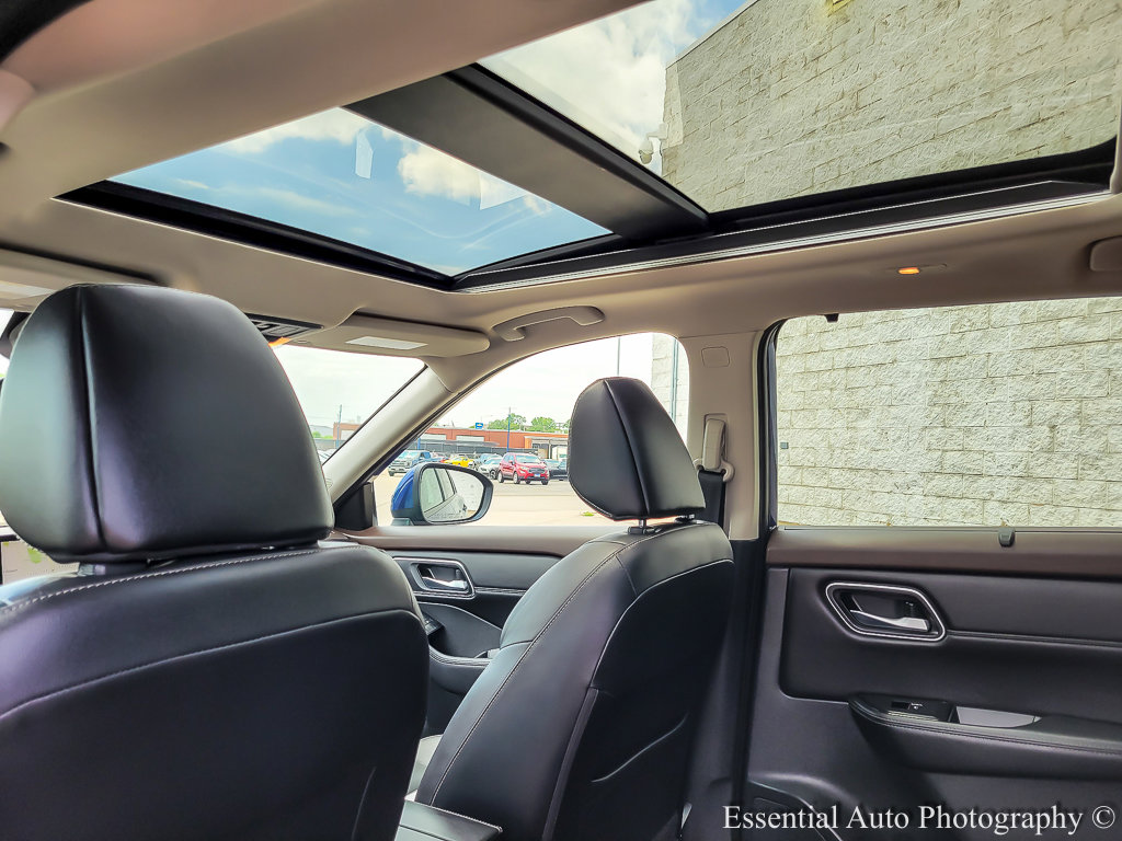 2021 NISSAN ROGUE - Image 11