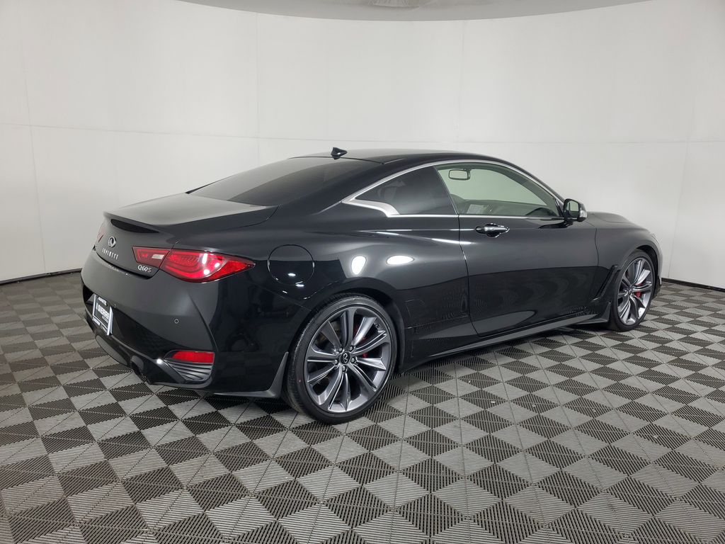 2022 Infiniti Q60 Red Sport 400 photo 4