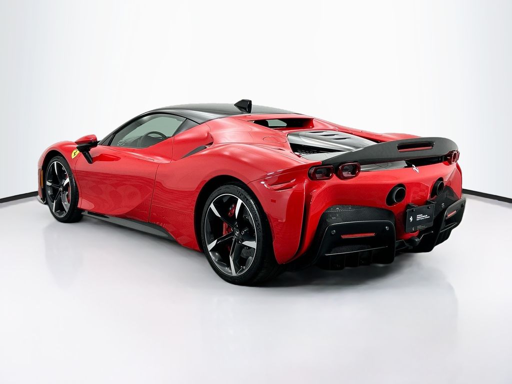 2022 Ferrari SF90 Stradale Base photo 3